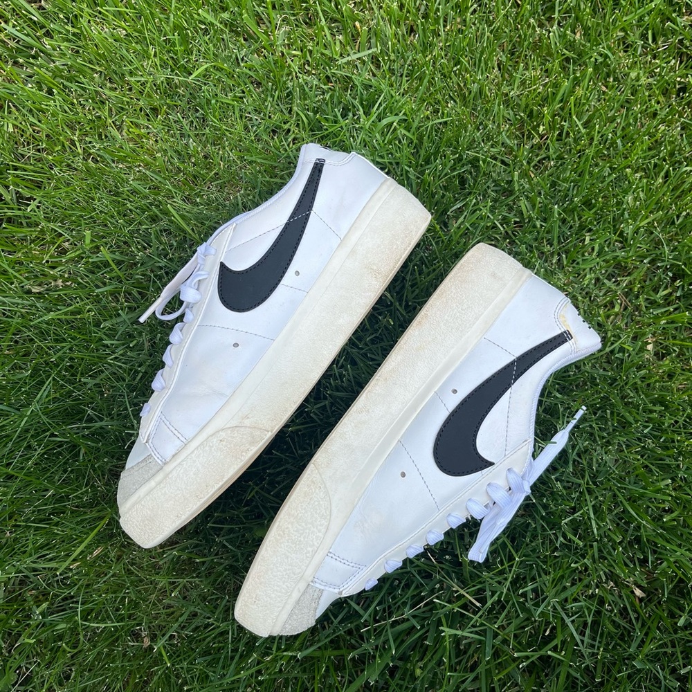 Nike Blazer Sneakers